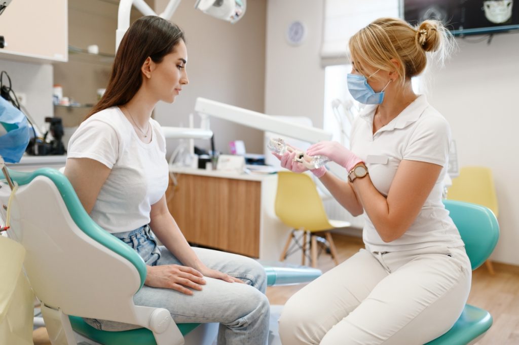 Pourquoi aller chez le dentiste pour le blanchiment de mes dents?